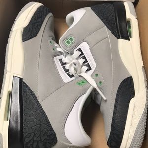 Air Jordan Retro 3s